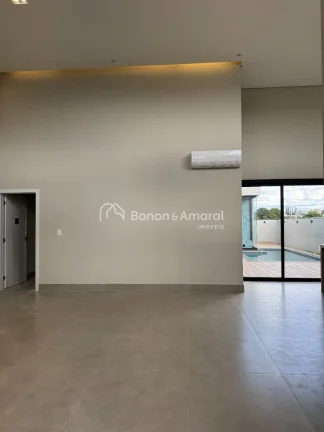 Imagem Casa térrea nova à venda com 3 quartos sendo 3 suítes, todas com armários planejados, ar condici...