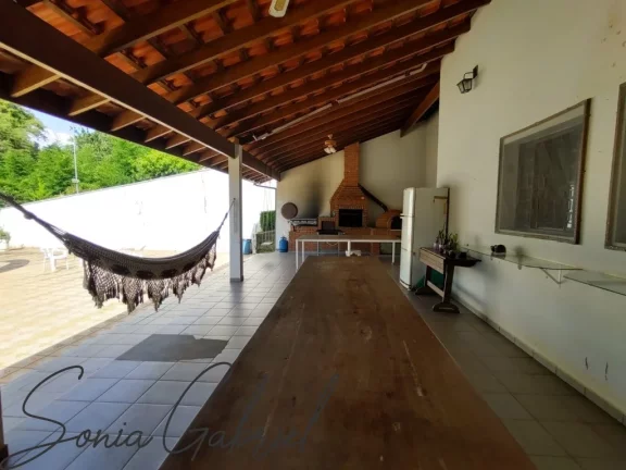 Imagem Chácara de luxo à venda em Louveira-SP, no bairro Monterrey, com 4 quartos, 4 suítes e 365,65m² de área! Imagem Chácara de luxo à venda em Louveira-SP, no bairro Monterrey, com 4 quartos, 4 suítes e 365,65m² de área!