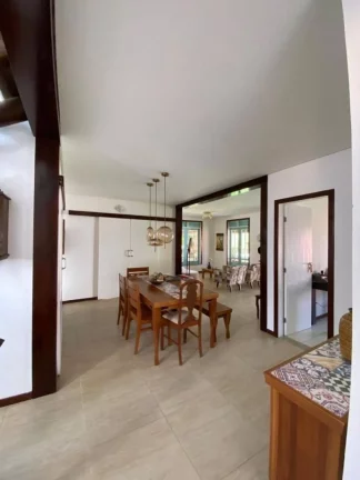 Imagem Casa à Venda no Condomínio Morada da Praia II - 750m² Terreno, 450m² Área Construída!