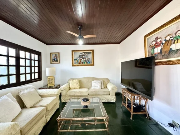Imagem Casa à venda em Riviera de São Lourenço: 3 quartos, 1 suítes, 2 salas, 4 vaga, 199,70 m² no Riviera Módulo 21. Venha conferir!