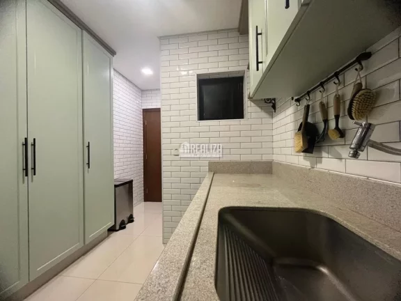 Imagem Exclusivo apartamento de Alto Padrão 3 suítes no bairro Santa Maria no Condominio Golden Gren Uberaba.