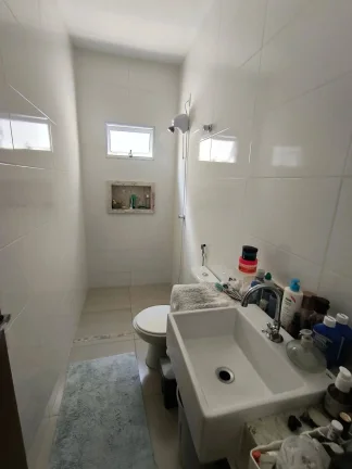 Imagem Casa 3/4 Sendo 1 Suite Com Otimo Quintal No Condominio Les Arcs , Oportunidade
