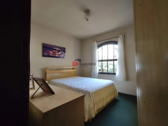 Imagem Sobrado para Locação 4 Quartos, 1 Suite, 5 Vagas, 370M², Vila Metalúrgica, Santo André - SP