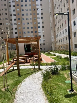 Imagem Apartamento com 35 M², 2 dormitórios, 1 banheiro, sala e cozinha. Apartamento com espaços planeja...