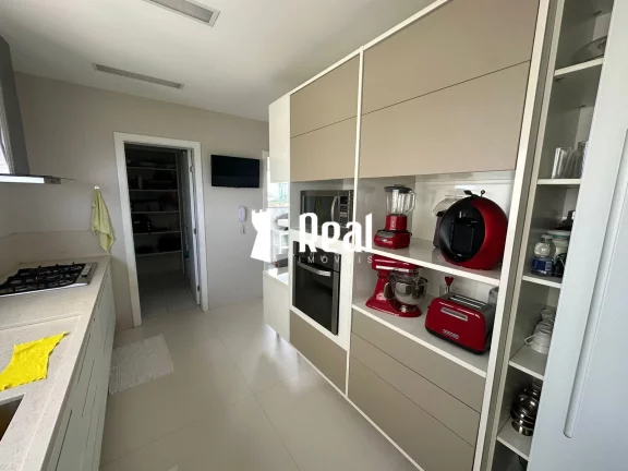 Imagem Finamente decorado- Porteira Fechada