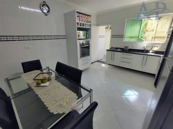Imagem Casa para Vender em Praia Grande com 3 Quartos