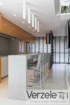 Imagem Cobertura para Venda em Balneário Camboriú / SC no bairro Centro