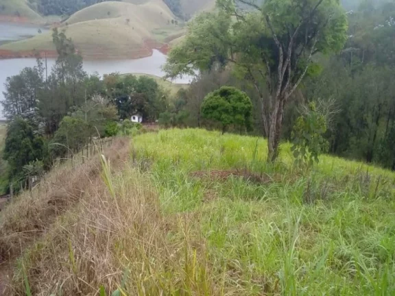 Imagem SÍTIO DE 21 HECTARES, COM CASA SEDE E DE CASEIRO. BOM SUCESSO - SÃO JOSÉ DOS CAMPOS/SP