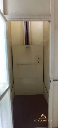 Imagem CASA DUPLEX COM 6 QUARTOS E ELEVADOR - B SANTA HELENA - COD 270