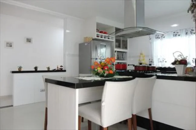 Imagem Casa para Venda por R$910.000,00 com 3 dormitórios, 1 suite e 4 vagas - Jardim helena, Sao paulo / SP - Cód. 3381