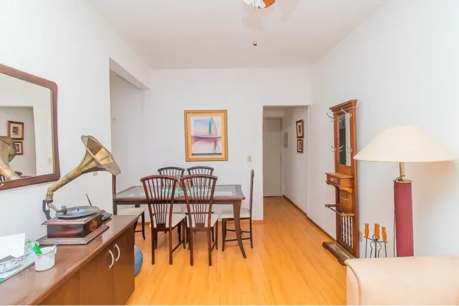 Imagem FCA 464 Apto 612521067-4 - Apartamento à venda no bairro Floresta - Porto Alegre/RS