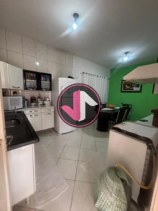 Imagem Casa Térrea à Venda  Centro Sul  Várzea Grande/MT Imóvel espaçoso, ideal para quem busca co...