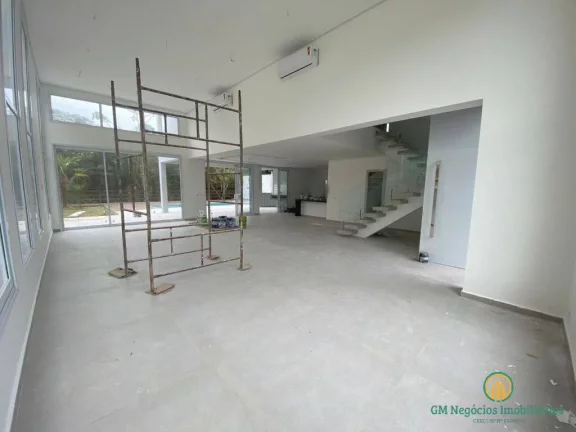 Imagem Casa nova, clean, 4 dormitorios, suítes com piscina em condomínio