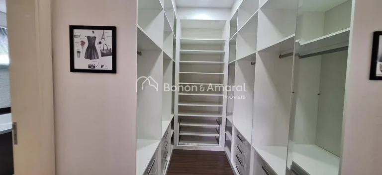 Imagem Com 331mÂ² de Ã¡rea construÃ­da, essa residÃªncia foi projetada para quem busca conforto, sofisticaÃ...