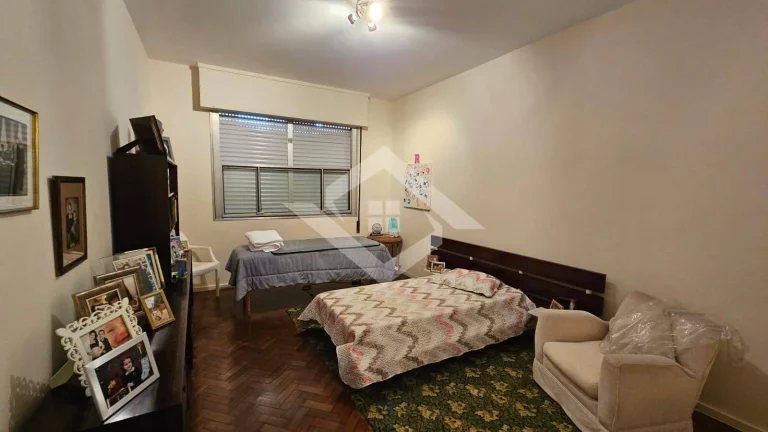 Imagem Apartamento em COPANEMA de 4 Quartos com 300 m²