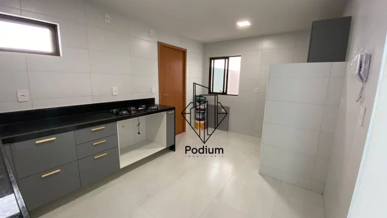 Imagem Apartamentos com varanda / sacada a 400m da praia do Bessa - AP2745.