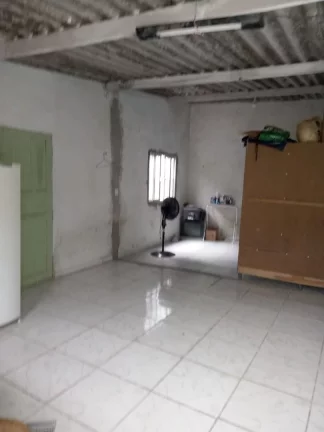 Imagem CASA COM 2 DORMITÓRIOS À VENDA, 90 M² POR R$ 200.000 - JARDIM QUIETUDE - PRAIA GRANDE/SP