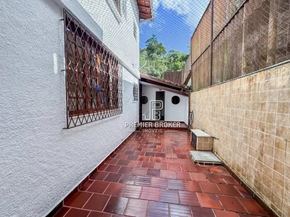 Imagem Casa à venda, 250 m² por R$ 1.100.000,00 - Carlos Guinle - Teresópolis/RJ