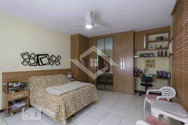 Imagem CASA TRIPLEX EM CONDOMÍNIO TAQUARA ACEITA FINANCIAMENTO BANCÁRIO