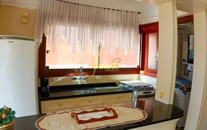 Imagem Apartamento frente Praça do FArol, vista eterna mar
