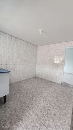 Imagem "Oportunidade Única! Propriedade na Vila Guarani - Zona Sul com 3 Casas Independentes e Terreno Amplo de 240m²"
