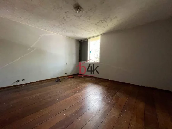 Imagem Casa à venda na Cidade Jardim.