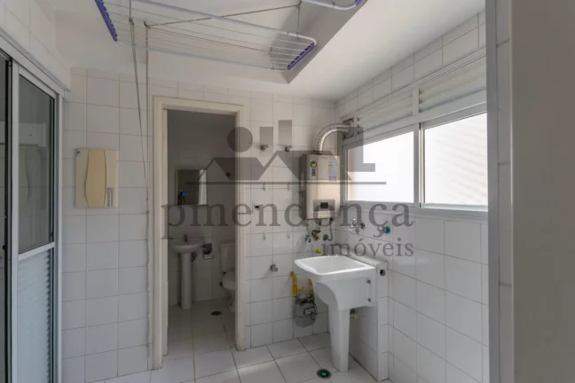 Imagem Apartamento na Água Branca com 3 quartos (1 suite) e 2 vagas, 104 m2