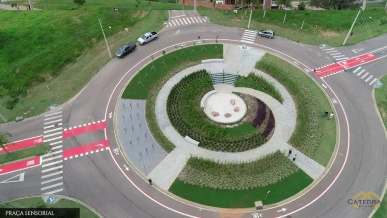 Imagem Terreno a Venda com 1095 m² no bairro Medeiros - Jundiaí/SP