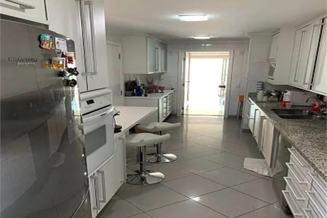 Imagem Apartamento Alto Padrão com 3 suítes