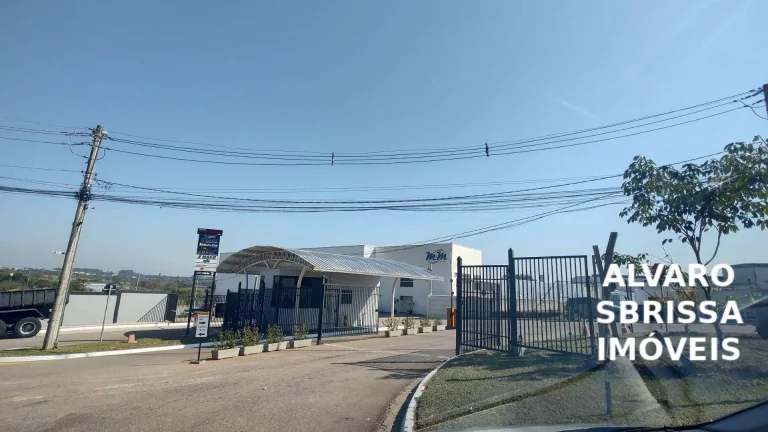 Imagem GALPÃO em concreto pré-moldado, em condomínio industrial na cidade de ITU SP 1129m2 área construída em terreno de 1500m2