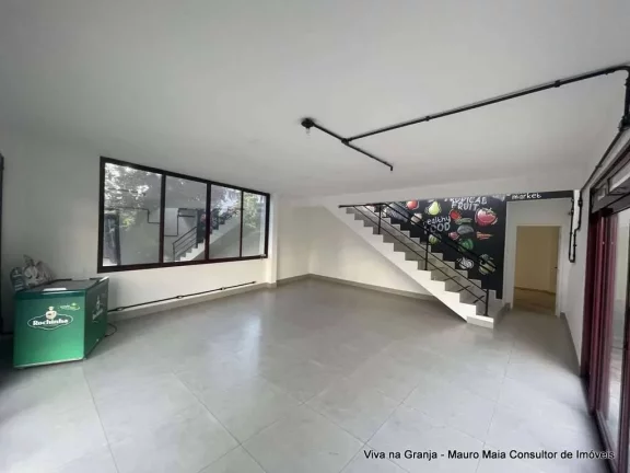 Imagem Linda loja no melhor ponto comercial da Granja Viana Na cara do Alphaville
