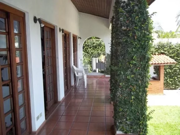 Imagem Casa à venda com 4 quartos, sendo 4 suítes, em Jardim Guedala, São Paulo - SP