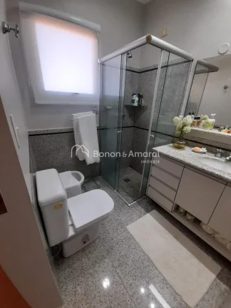 Imagem Cobertura de 280 m², semi mobiliada, no Jardim Chapadão, Campinas-SP. O imóvel oferece amplos e b...