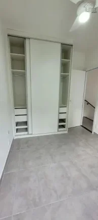 Imagem Alugo casa em condomínio Pousada do vale