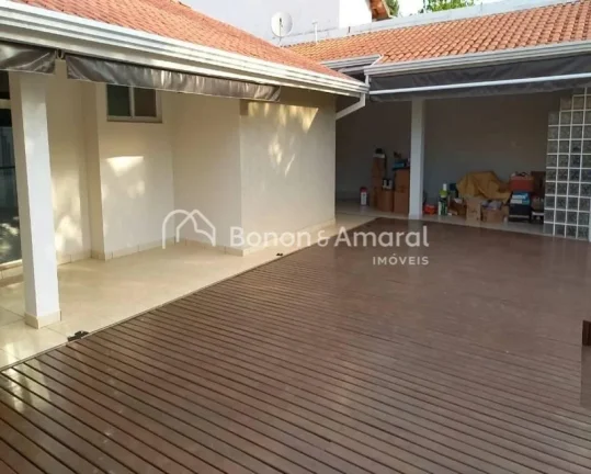 Imagem Ãtima casa Ã  venda na regiÃ£o do Galleria shopping.
SÃ£o 550 mÂ² de terreno, 252 mÂ² de construÃ§Ã...