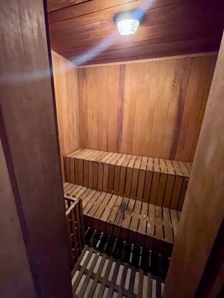 Imagem Alugo cobertura triplex em Ipanema classe AA