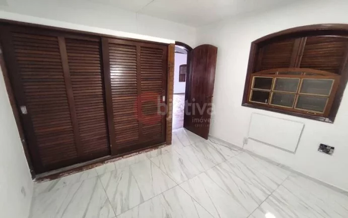 Imagem Casa a venda no Village do Sol I com 4 quartos - Palmeiras - Cabo Frio