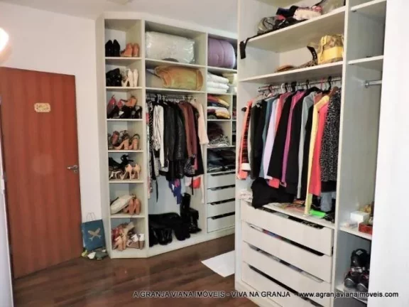 Imagem Cond. Golf Village - 4dorms/3sts, 2 escritórios, gourmet e piscina!