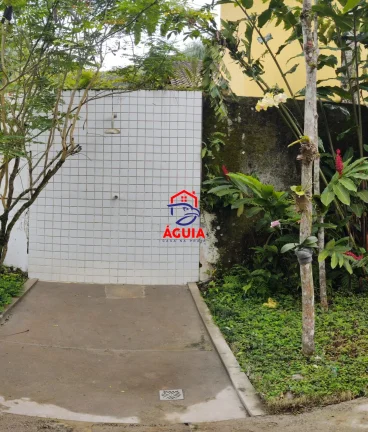 Imagem Lindíssima casa de condomínio na Domingas Dias pertinho da praia!!