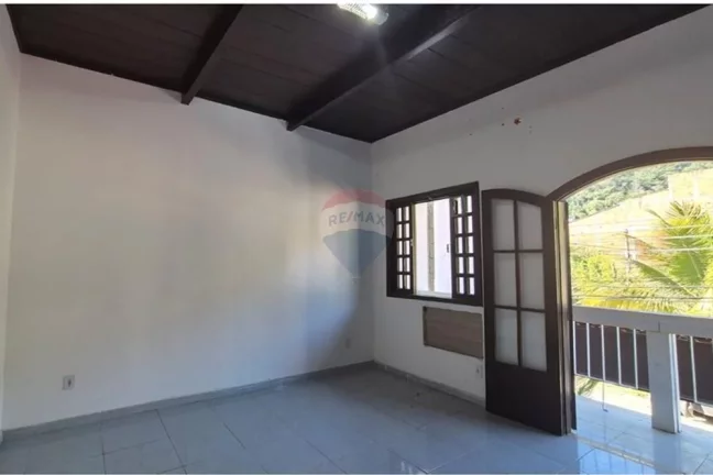 Imagem Casa duplex com 2 Quartos à venda, 100m² - Taquara, Rio de Janeiro.