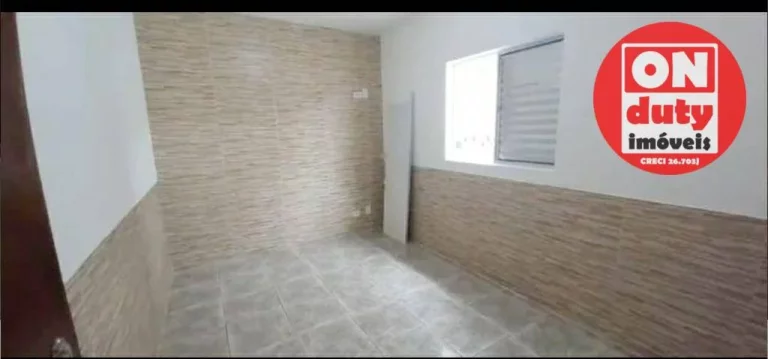 Imagem Casa com 2 dormitórios à venda, 70 m² por R$ 370.000,00 - Vila São Jorge - São Vicente/SP