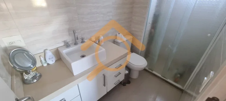 Imagem Apartamento de luxo com 3 quartos e 2 suítes em Jurubatuba, São Paulo - 136m², 2 salas, 5 banheiros, 2 vagas.