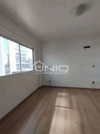 Imagem Apartamento Suíte + 02 - Quartos Ed Varaschin - Centro