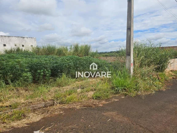 Imagem Terreno à venda, 298 m² por R$ 90.000,00 - Residencial Madri - Araporã/MG
