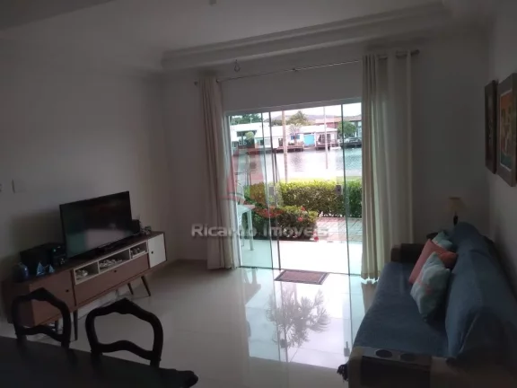Imagem Casa Duplex Moderna Frente Canal Navegável