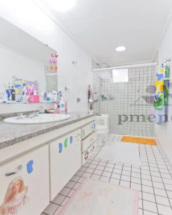 Imagem Excelente apartamento todo reformado em ótimo estado de conservação, living para 3 ambientes, var...