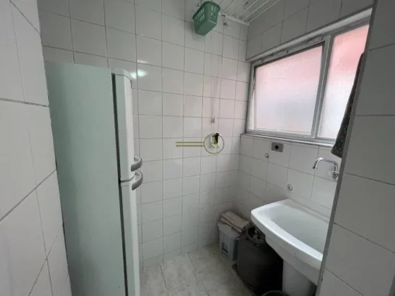 Imagem Apartamento à venda 300 metros da praia, no Centro de Peruíbe/SP