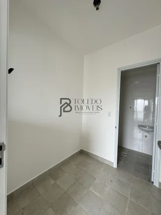 Imagem Apartamento de 3 Dormitórios com 1 Suíte no Canto do Forte - Praia Grande