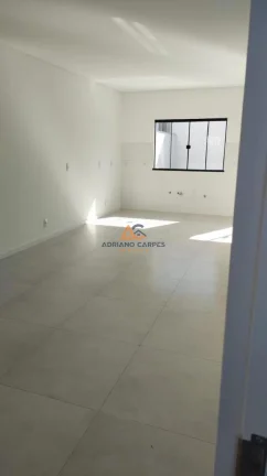 Imagem Sobrado de alto padrão, pronto para morar no bairro Meia Praia em Navegantes a venda com Adriano Carpes Imóveis