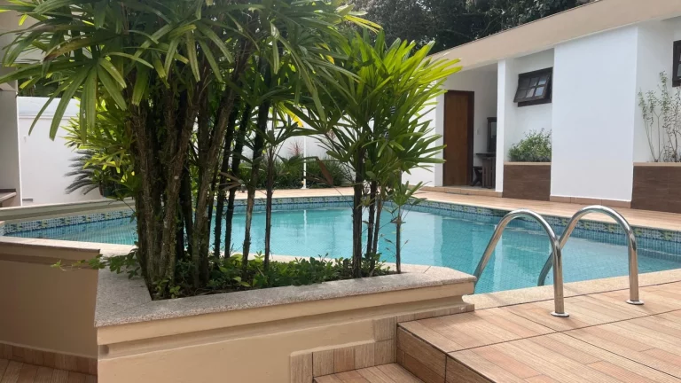 Imagem Imóvel de Luxo: Casa à Venda na Riviera de São Lourenço Módulo 22 com 8 Quartos, 6 Suítes e 6 Vagas de Garagem